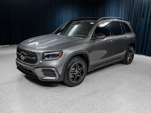 New 2026 Mercedes-Benz GLB 250 4MATIC image 1