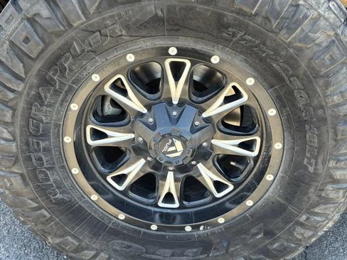 Used 2019 Ford F150 Raptor w/ Equipment Group 802A Luxury AWD/4WD image 10