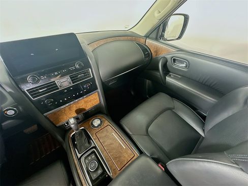 Used 2024 Nissan Armada SL w/ Captain's Chairs Package image 11