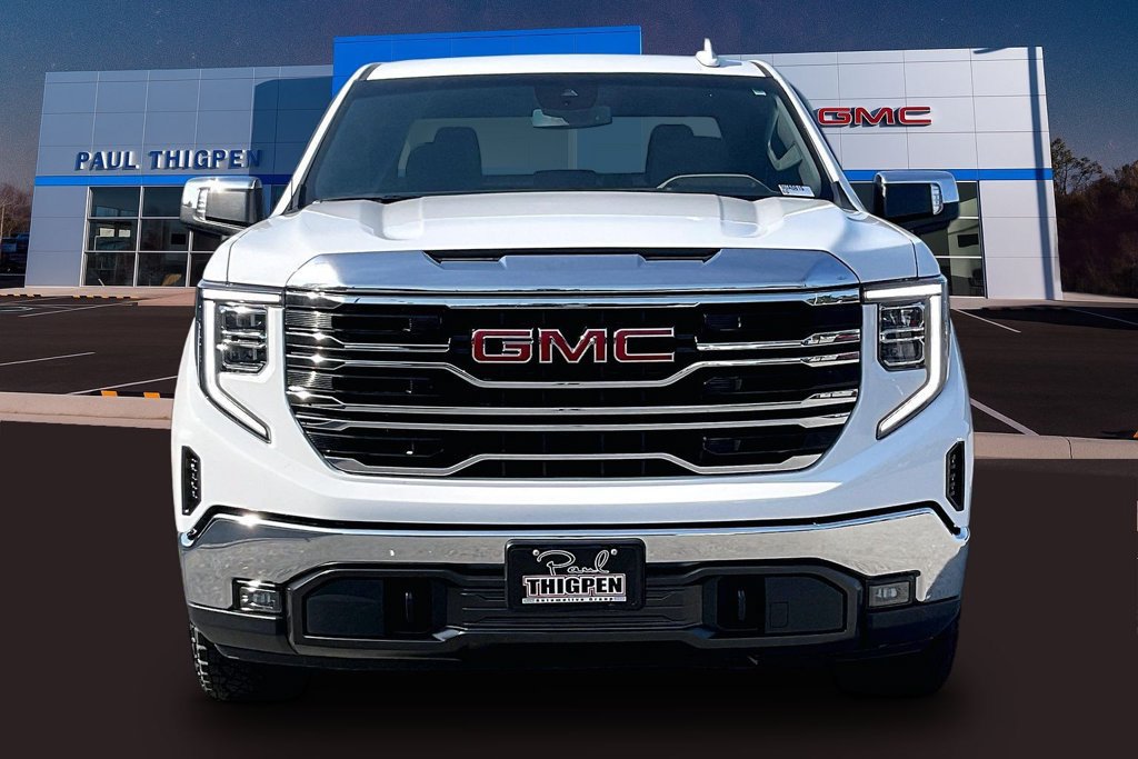 Used 2024 GMC Sierra 1500 SLT w/ X31 Off-Road Package AWD/4WD image 2