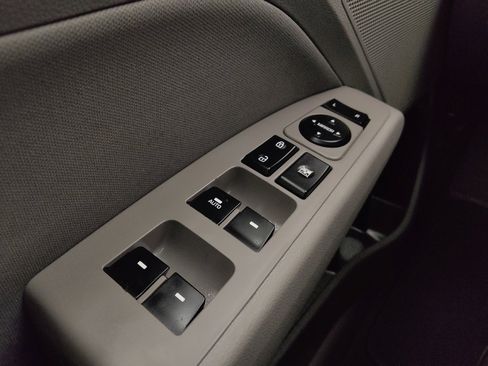 Used 2020 Hyundai Elantra Value Edition image 27