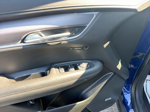 Used 2023 Cadillac XT6 Luxury AWD/4WD image 20