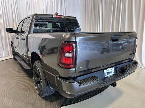 New 2026 RAM 1500 Express AWD/4WD image 28
