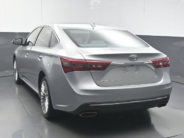 Used 2016 Toyota Avalon Limited w/ Toyota Safety Sense Package FWD image 6