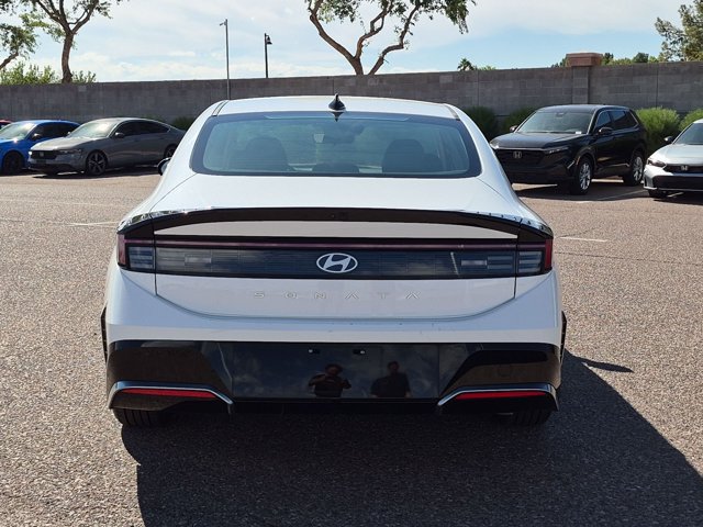 Used 2025 Hyundai Sonata SEL FWD image 7