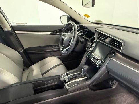 Certified 2019 Honda Civic EX image 47