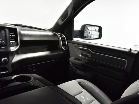 Used 2021 RAM 1500 Big Horn image 14