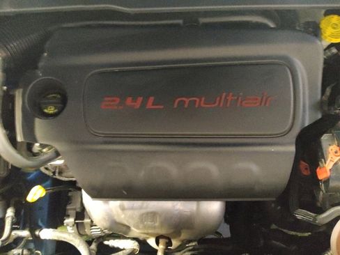 Used 2019 Jeep Compass Latitude FWD image 30