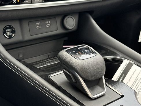 New 2025 Nissan Rogue Platinum w/ Tech Package image 39