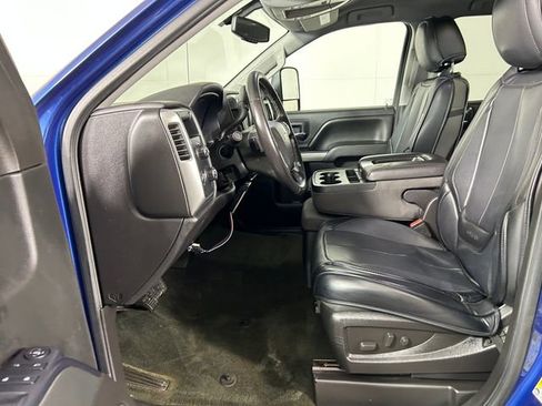 Used 2015 Chevrolet Silverado 1500 LT w/ LT Convenience Package image 12