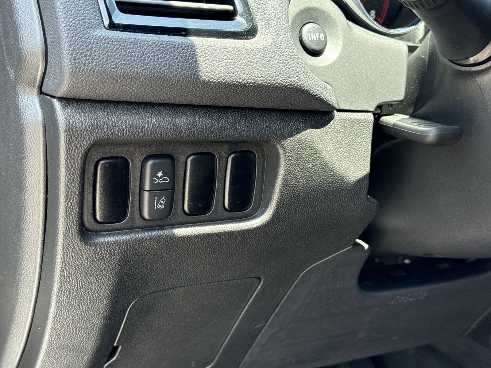 Used 2024 Mitsubishi Outlander Sport AWD image 15