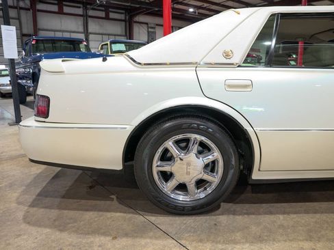 Used 1996 Cadillac Seville STS FWD image 9