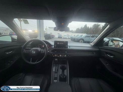 Used 2025 Honda Accord SE image 25