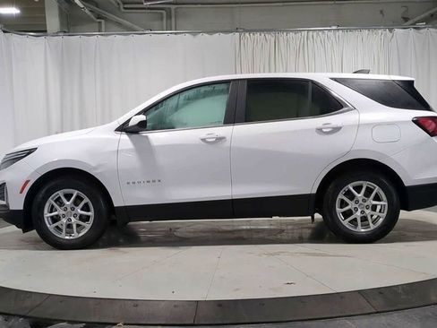 Used 2024 Chevrolet Equinox LT w/ LPO, Floor Liner Package image 5