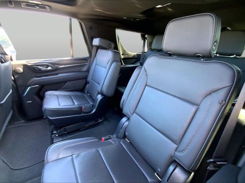 Used 2021 GMC Yukon Denali w/ Denali Ultimate Package AWD/4WD image 19