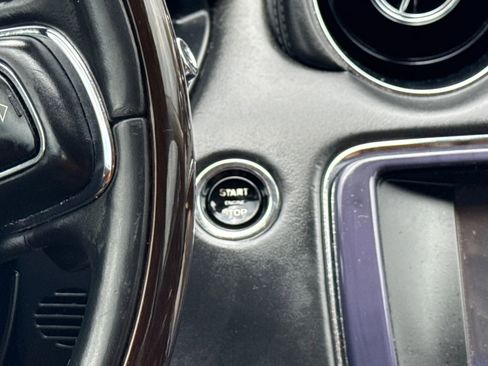 Used 2011 Jaguar XJ Supercharged image 24