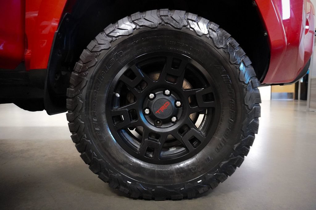 Used 2017 Toyota 4Runner TRD Pro AWD/4WD image 8