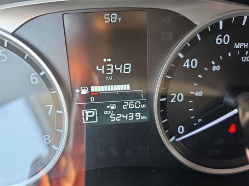 Used 2023 Nissan Kicks S image 10