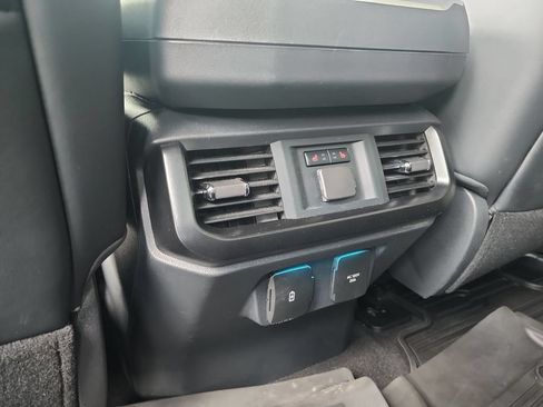 Used 2025 Ford F150 Raptor AWD/4WD image 21