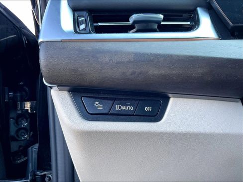 Used 2025 BMW X1 xDrive28i w/ Convenience Package image 34