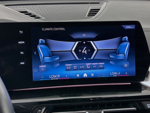 Used 2025 BMW X2 xDrive28i image 23