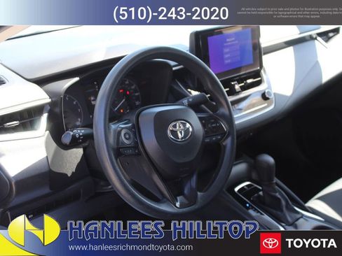 Used 2023 Toyota Corolla LE FWD image 11