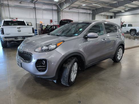 Used 2019 Kia Sportage LX AWD/4WD image 6
