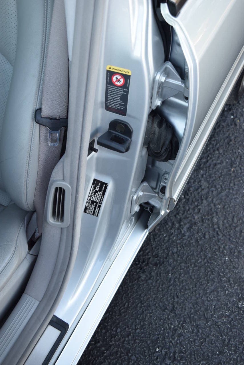 Used 2004 Mercedes-Benz E 500 Sedan image 32
