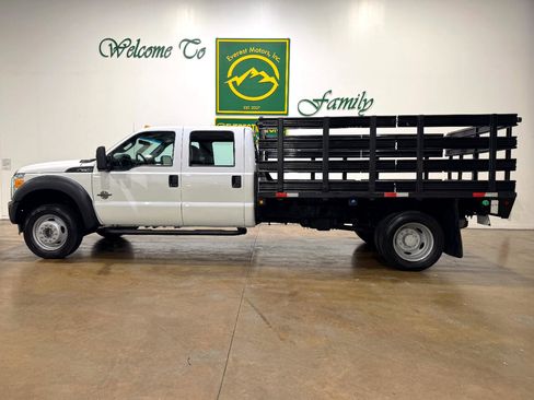 Used 2016 Ford F550 2WD Crew Cab Super Duty image 4