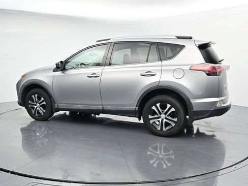 Used 2016 Toyota RAV4 LE AWD/4WD image 5
