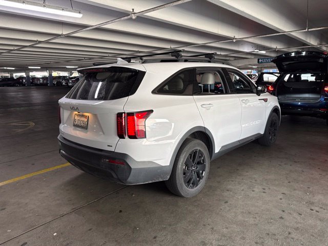 Certified 2023 Kia Sorento S w/ Panoramic Sunroof Package AWD/4WD image 4