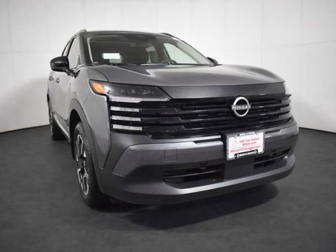 New 2026 Nissan Kicks SV w/ SV Premium Package AWD/4WD image 3