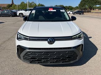 Used 2025 Volkswagen Taos SE FWD video 1