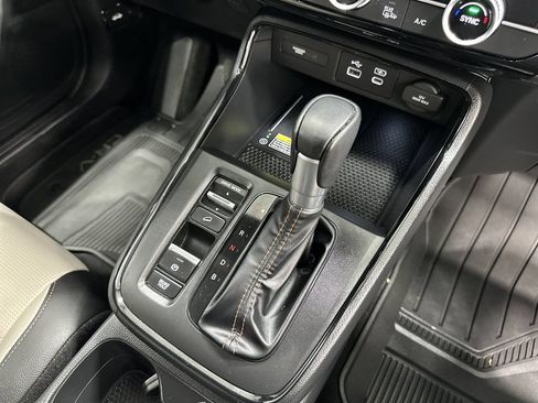 Used 2025 Honda CR-V Sport Touring image 21