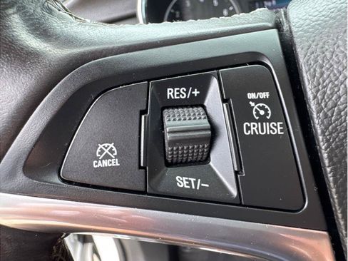 Used 2019 Buick Encore Essence AWD/4WD image 16