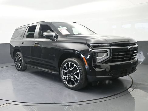 Used 2025 Chevrolet Tahoe RST w/ Comfort Package RWD image 9