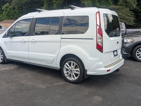 Used 2016 Ford Transit Connect Titanium FWD image 8