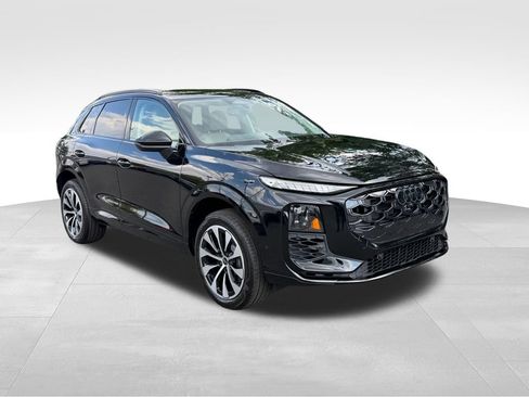 New 2026 Audi Q3 quattro 2.0T AWD/4WD image 3