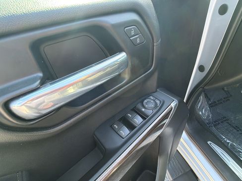Used 2019 Chevrolet Silverado 1500 LT w/ All-Star Edition AWD/4WD image 29