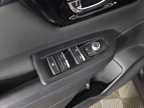 Used 2025 Subaru Forester Limited AWD/4WD image 22