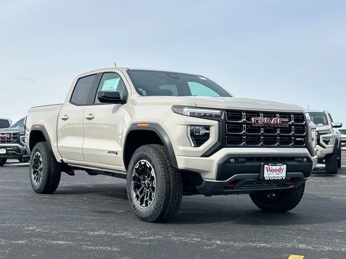 New 2026 GMC Canyon AT4 w/ AT4 Premium Package AWD/4WD image 2