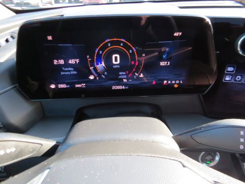 New 2025 Chevrolet Traverse LT image 19