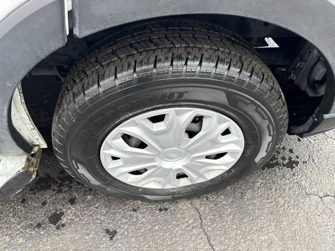 Used 2024 Ford Transit 250 Low Roof w/ Exterior Upgrade Package image 10