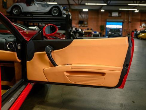 Used 1999 Ferrari 550 Maranello Coupe image 40