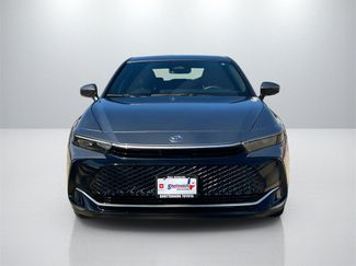 Used 2024 Toyota Crown XLE video 2