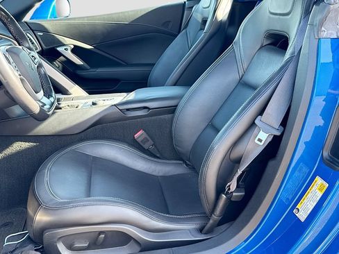 Used 2016 Chevrolet Corvette Stingray Convertible RWD image 22