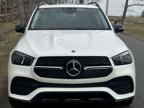 Used 2020 Mercedes-Benz GLE 450 4MATIC w/ AMG Line Exterior image 16
