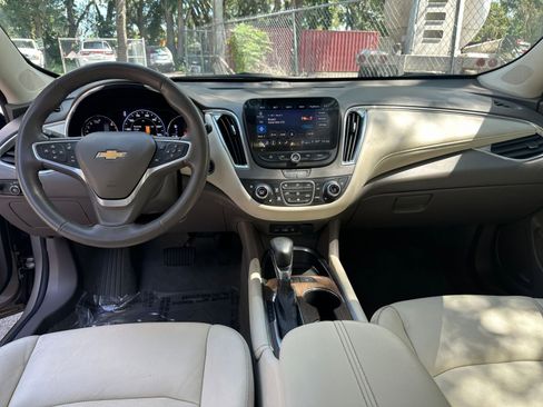 Used 2024 Chevrolet Malibu LT image 27