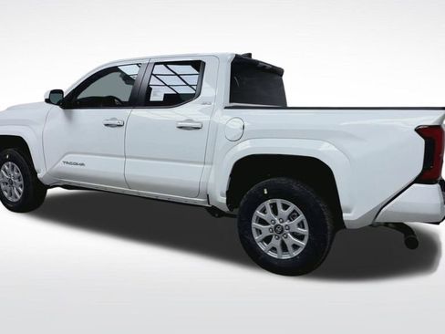 New 2026 Toyota Tacoma SR5 image 6