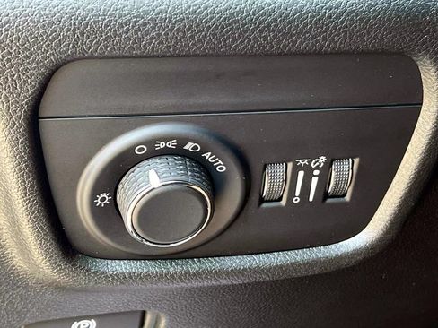 Certified 2023 Jeep Grand Cherokee Altitude AWD/4WD image 22